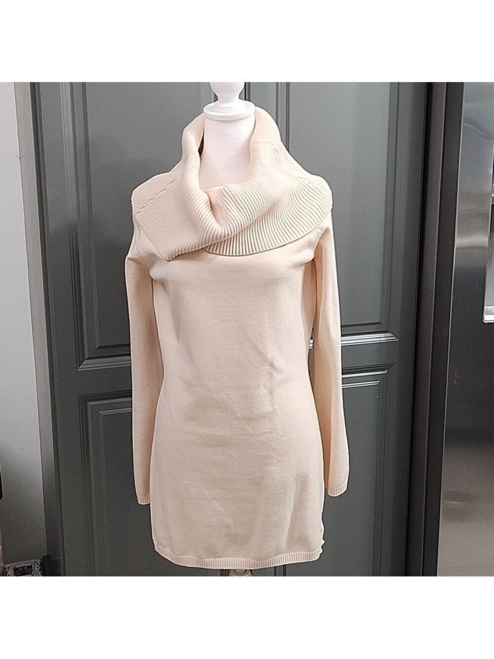 THE SANG SIZE LARGE IVORY TUNIC / MIDI DRESS COWNECK OR OFF SHOULDER